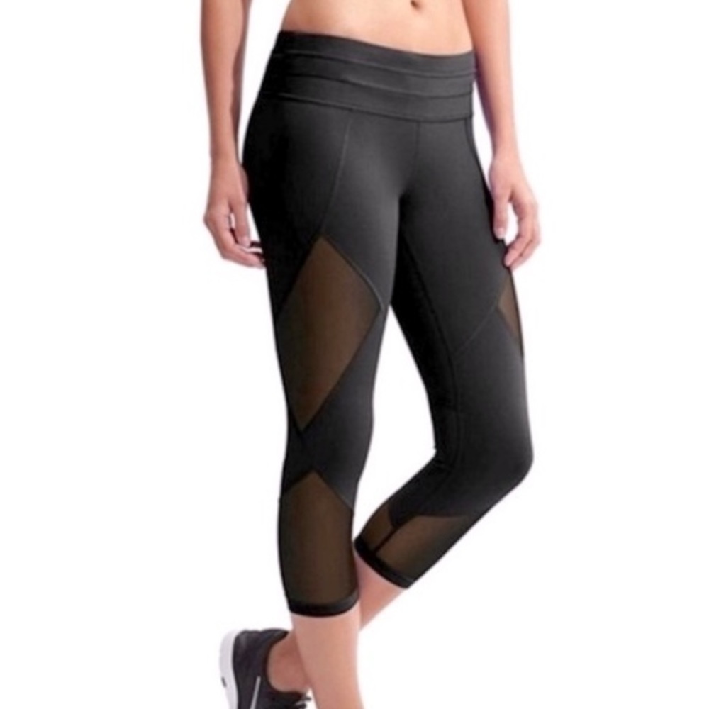 Athleta Mesh Sonar Capri Legging Crop Sheer Panels